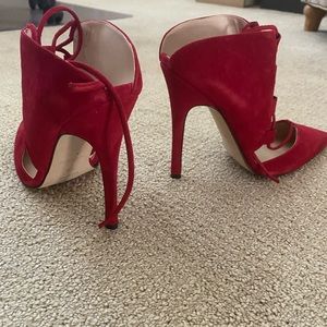 Red Pumps Topshop brand -almost brand new 4.5in